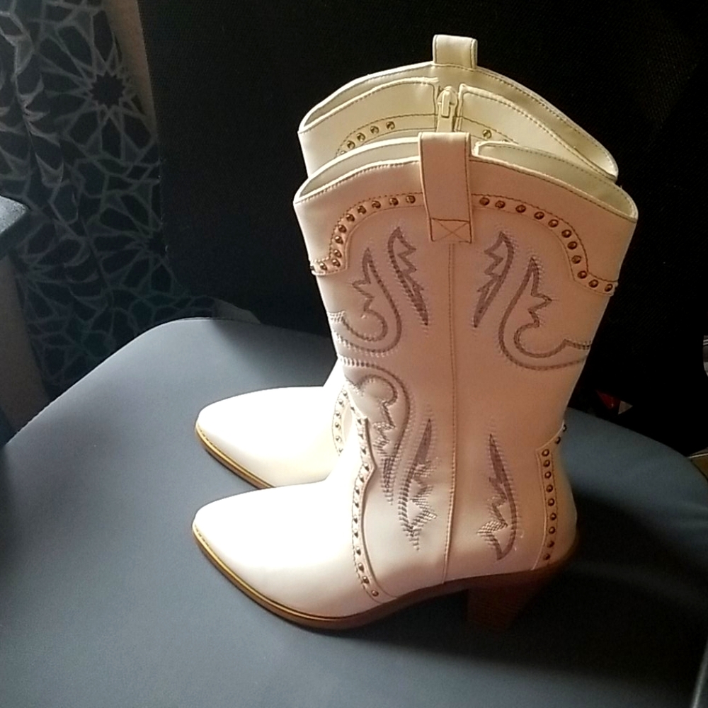 New Never Worn Ladies Cowboy Boots